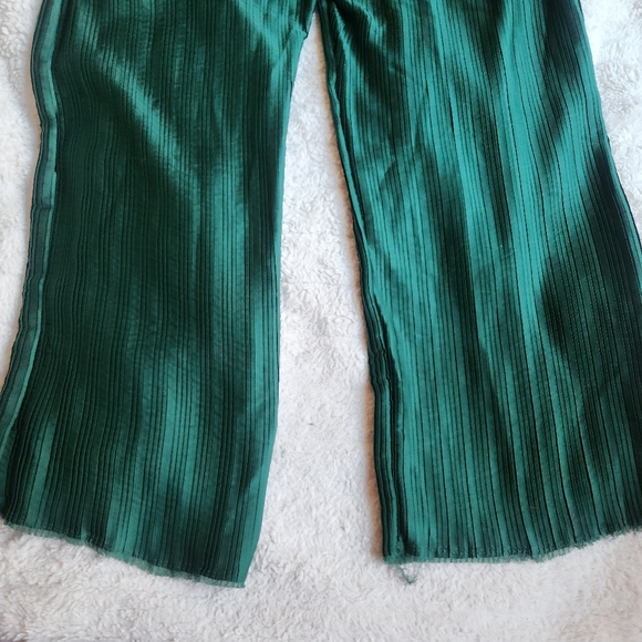 Zara Co-ord Set pleated top & pleated pants raw hems green Sz L NWT - Picture 14 of 16